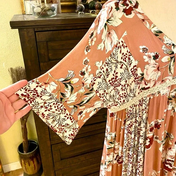 Umgee Floral Bell Sleeves Babydoll Boho Tunic Dress - Picture 3 of 7